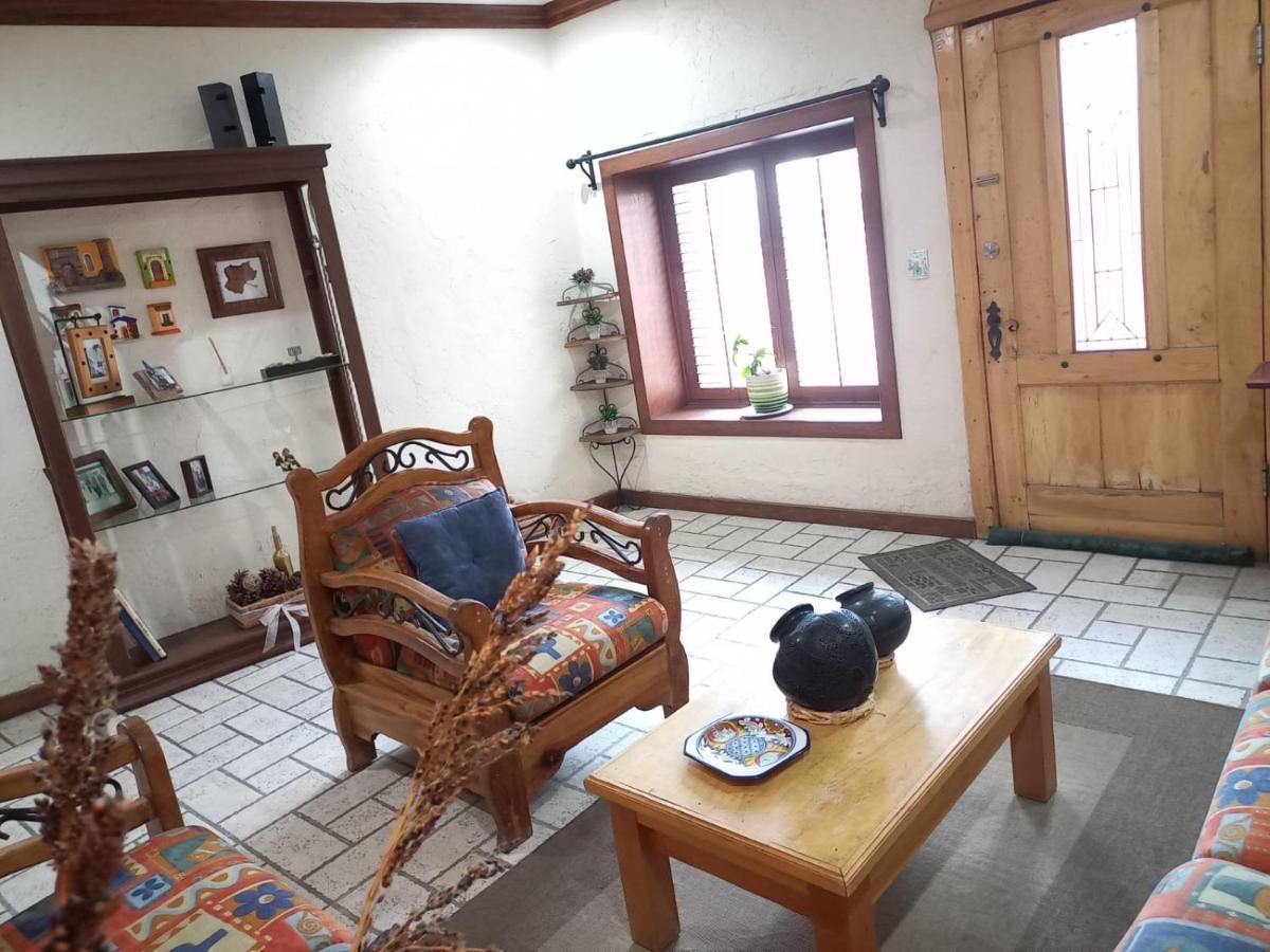 Home Stay Maria Идальго-дель-Парраль Экстерьер фото