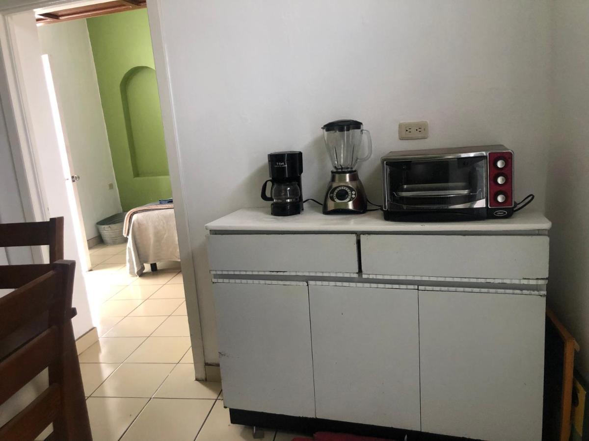 Home Stay Maria Идальго-дель-Парраль Экстерьер фото