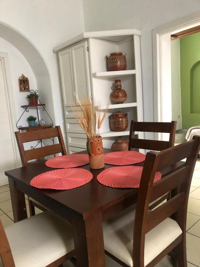 Home Stay Maria Идальго-дель-Парраль Экстерьер фото